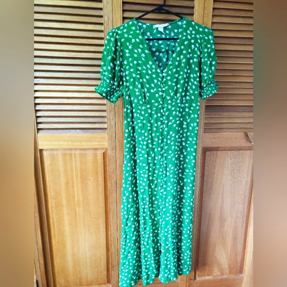 HM MAMA Crêped Dress Small in green